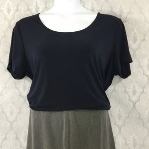 2/$15 Avenue Scoop Neck Short Sleeve Top 18/20